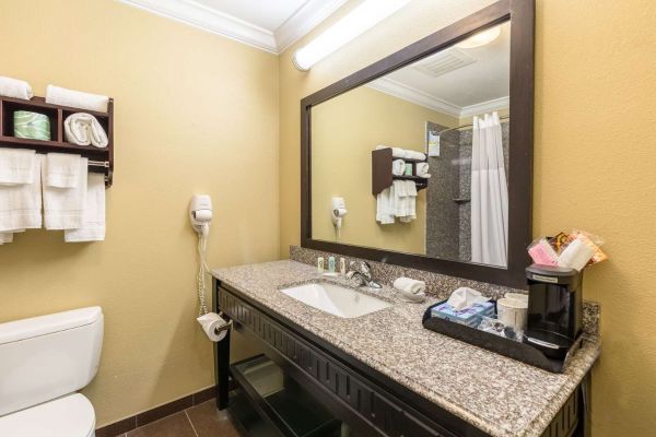 Quality Inn Leesville (Sandy Hill)